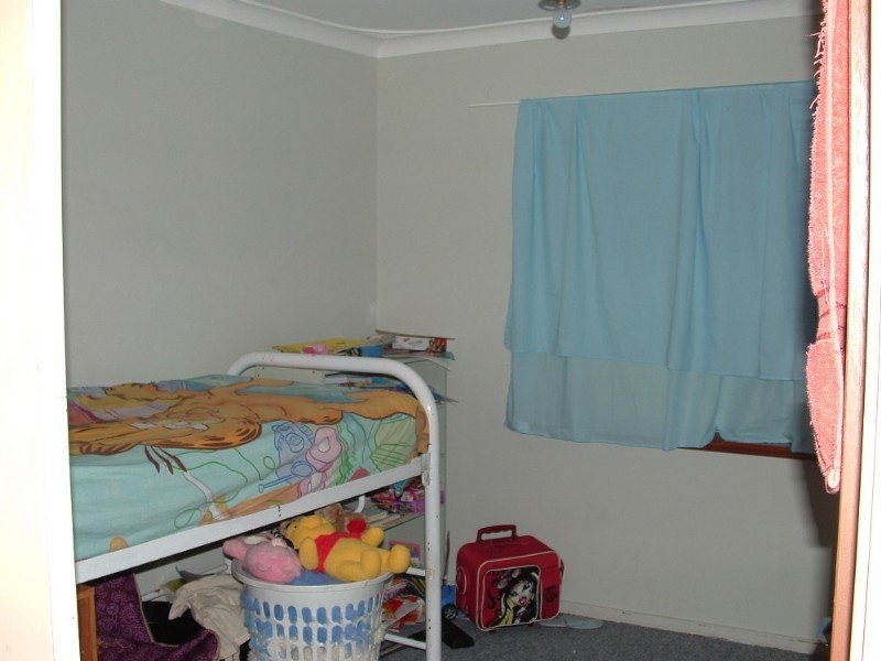 6 Serls Street, Armadale WA 6112