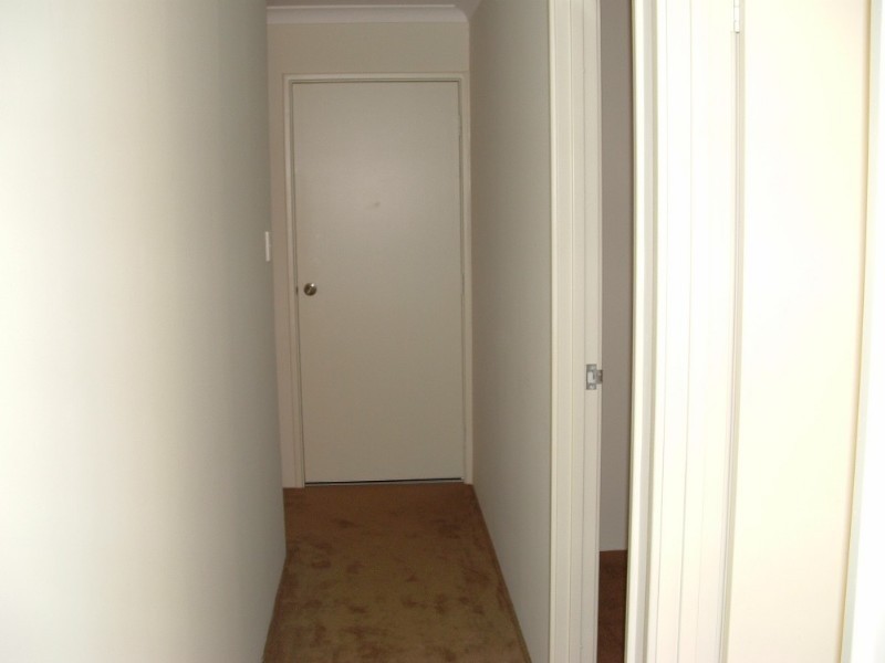 15/11 Clarence Road, Armadale WA 6112