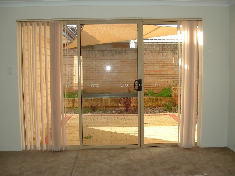 15/11 Clarence Road, Armadale WA 6112