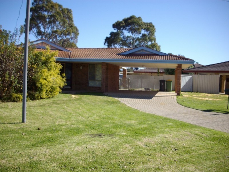 29 Henderson Street, Seville Grove WA 6112