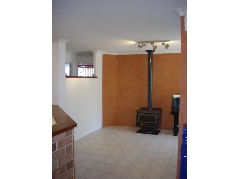 29 Henderson Street, Seville Grove WA 6112