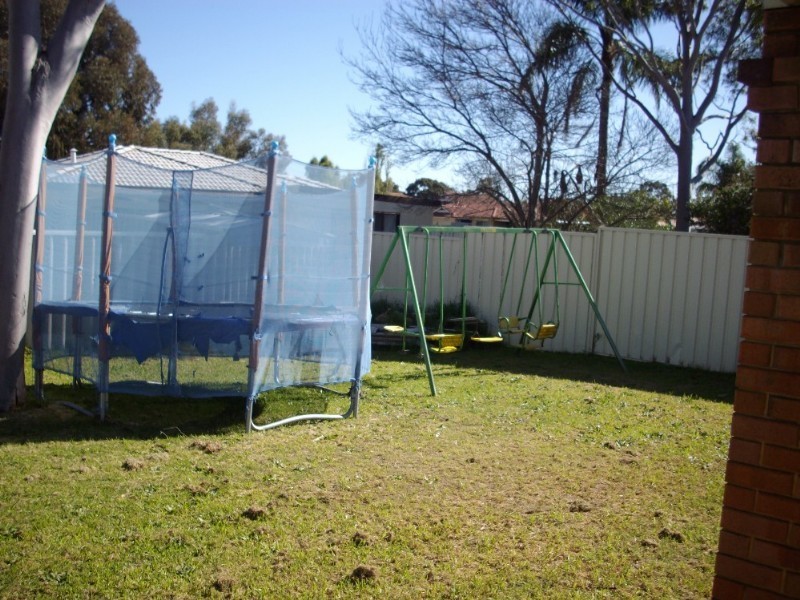 29 Henderson Street, Seville Grove WA 6112