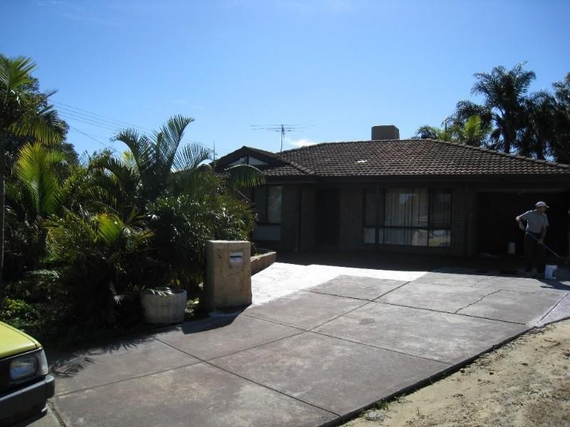 2 Shanks Road, Armadale WA 6112