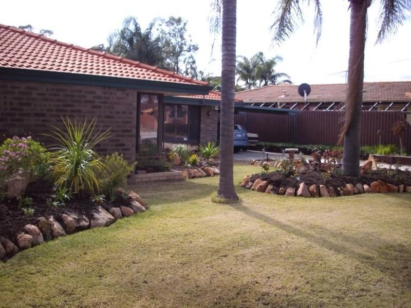 76 Ashburton Drive, Gosnells WA 6110