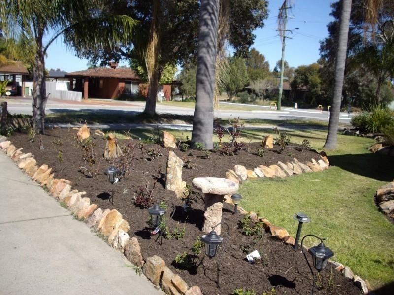 76 Ashburton Drive, Gosnells WA 6110