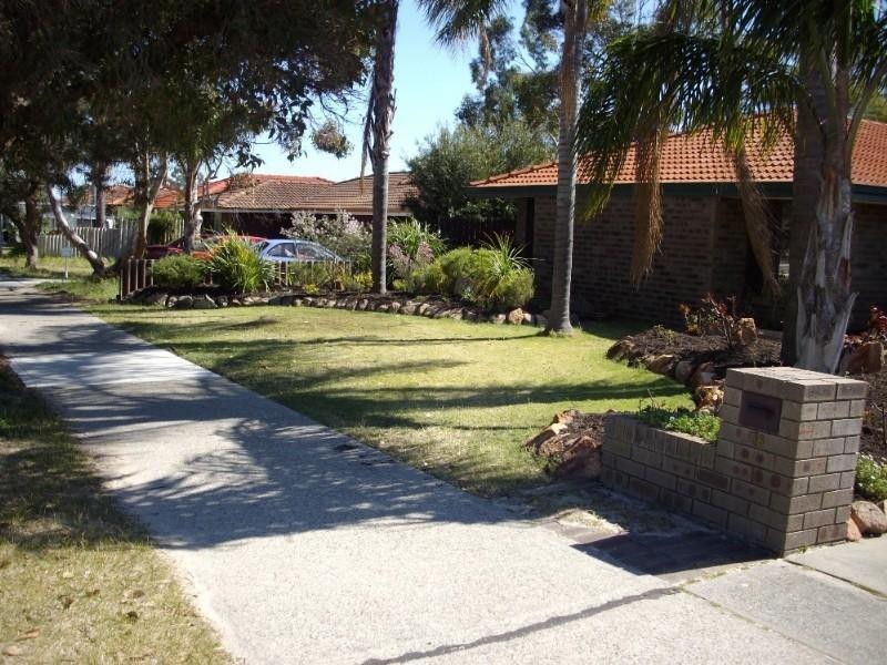 76 Ashburton Drive, Gosnells WA 6110