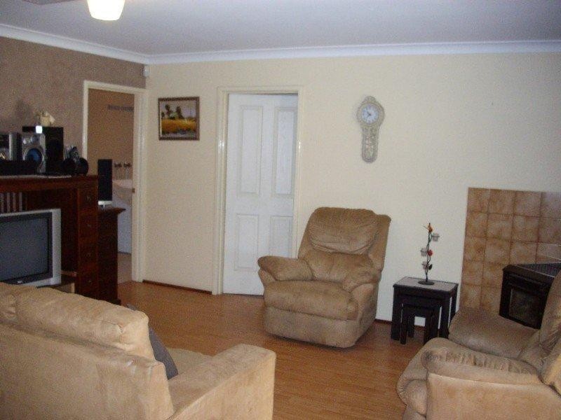 76 Ashburton Drive, Gosnells WA 6110