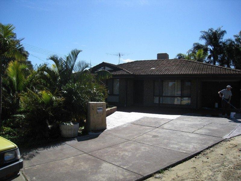 2 Shanks Court, Armadale WA 6112