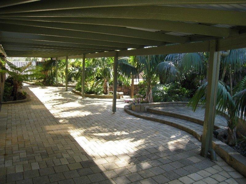 2 Shanks Court, Armadale WA 6112