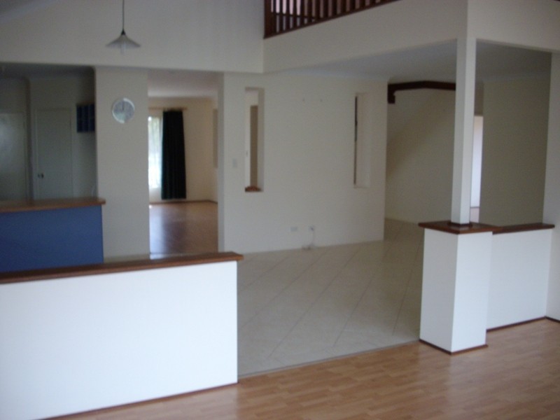 6 Aviemore Green, Canning Vale WA 6155