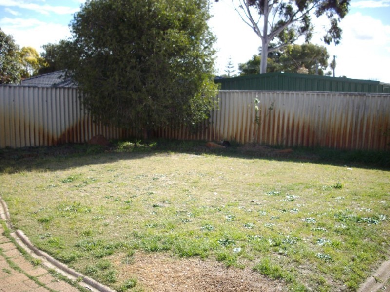 11 Sherlock Close, Gosnells WA 6110