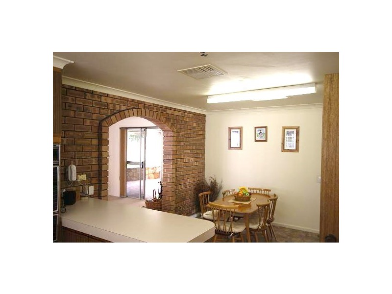 9 Hillside Road, Mount Richon WA 6112