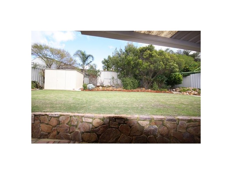 9 Hillside Road, Mount Richon WA 6112