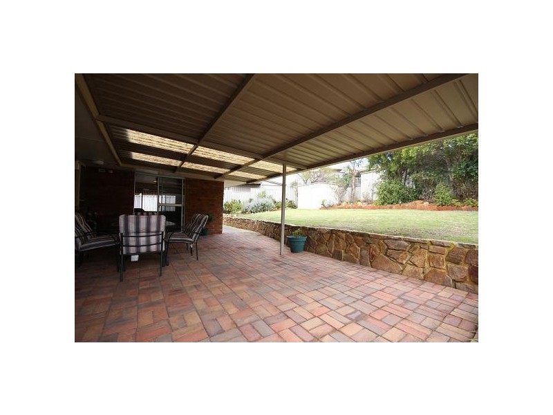 9 Hillside Road, Mount Richon WA 6112