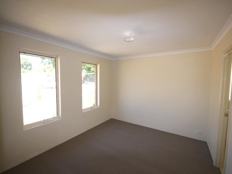 . Coralie Court, Armadale WA 6112