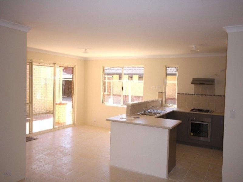 Unit 6 Coralie Court, Armadale WA 6112