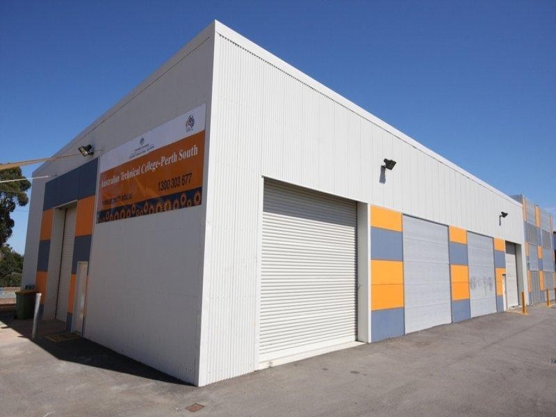 43 Cnr John St and Church Avenue, Armadale WA 6112