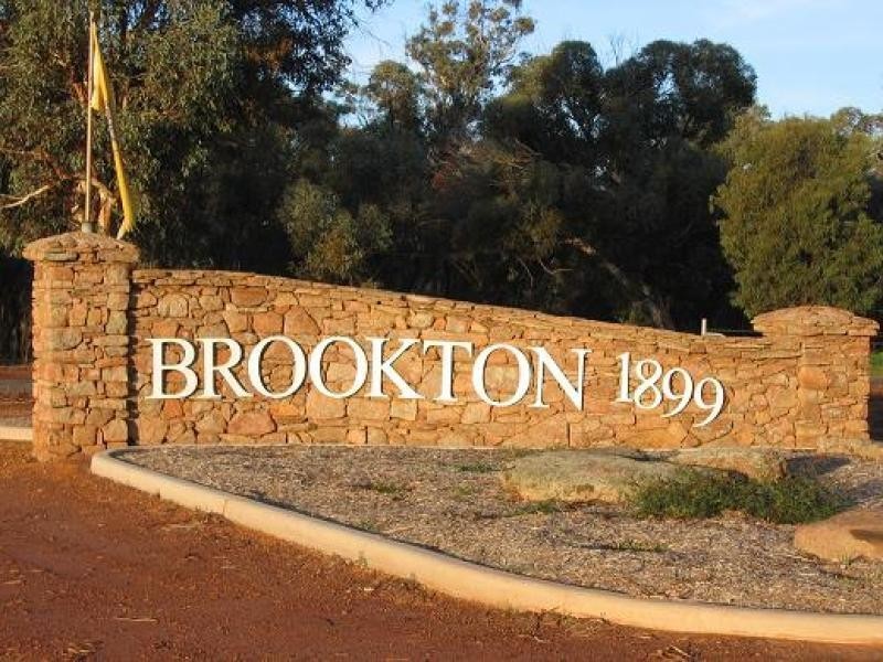 49 Richardson Street, Brookton WA 6306