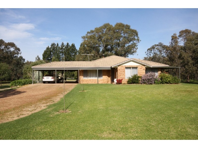 13 Wungong Road South, Wungong WA 6112