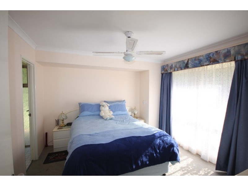 13 Wungong Road South, Wungong WA 6112