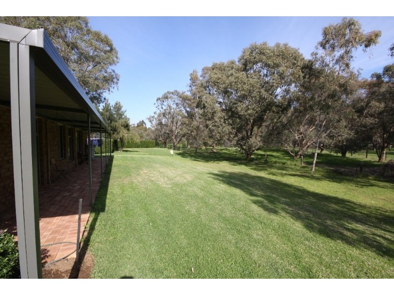 13 Wungong Road South, Wungong WA 6112