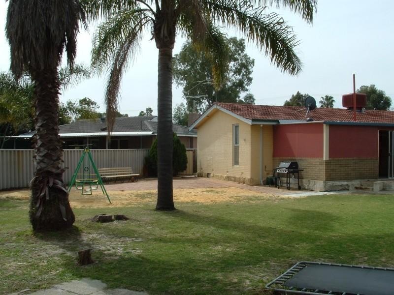 25 Orlestone Street, Gosnells WA 6110