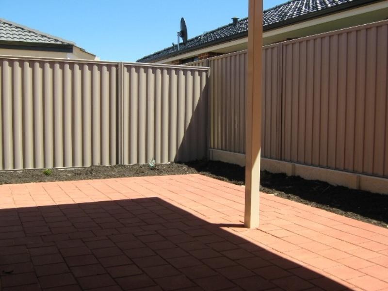 1 Saddle Lane, Harrisdale WA 6112