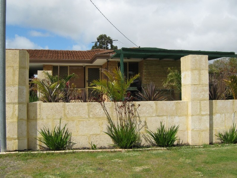 2b Anaconda Drive, Gosnells WA 6110