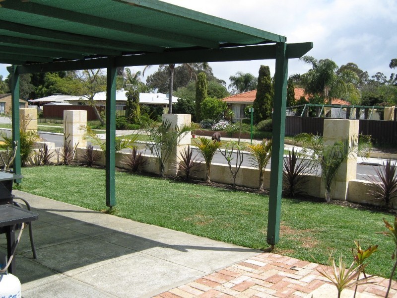 2b Anaconda Drive, Gosnells WA 6110