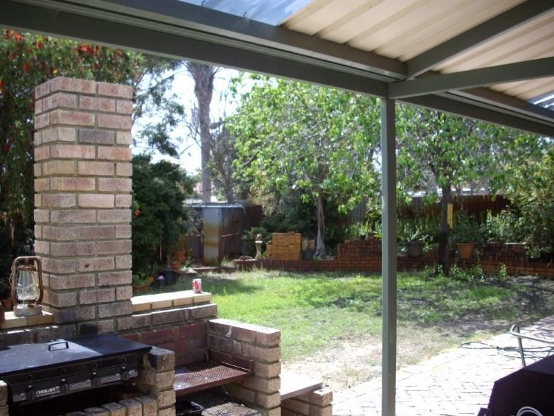 22 Sherlock Close, Gosnells WA 6110