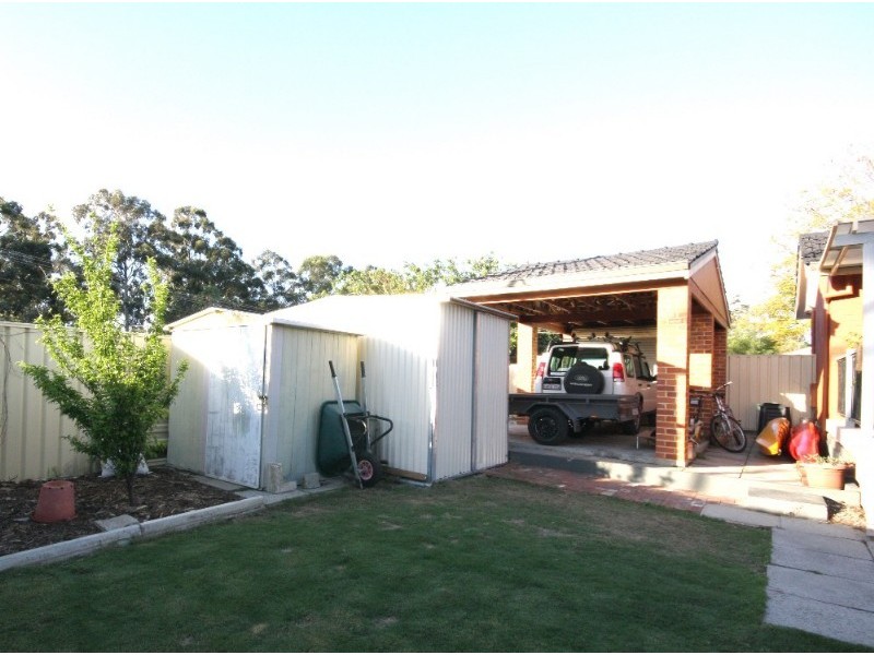 1 Vantson Court, Kelmscott WA 6111
