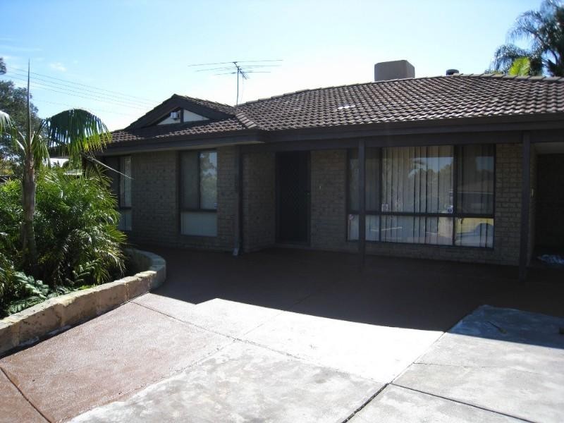 2 Shanks Court, Armadale WA 6112