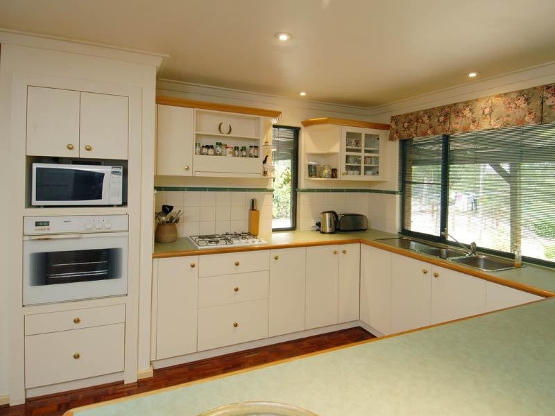 140 Station Street, Martin WA 6110