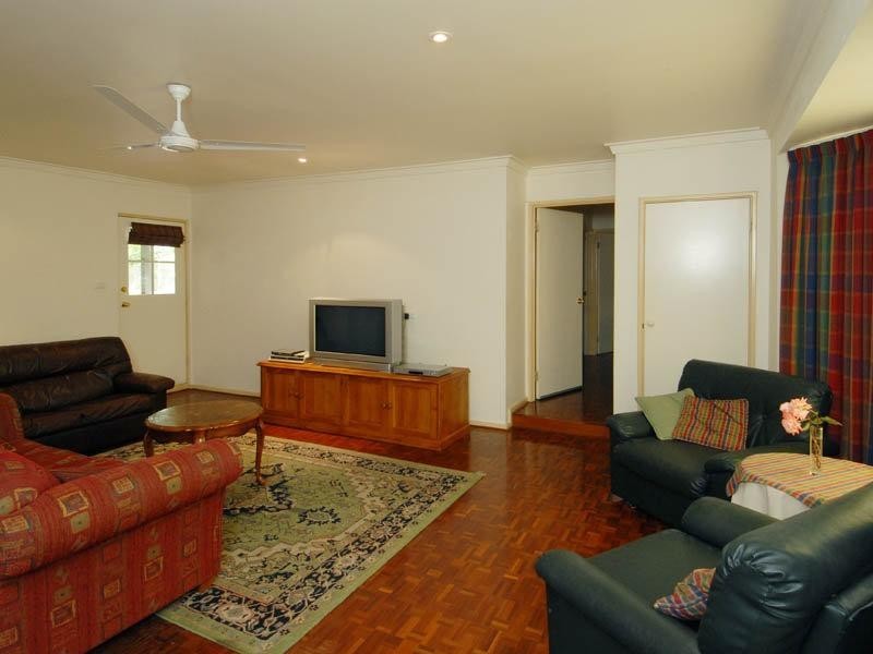 140 Station Street, Martin WA 6110