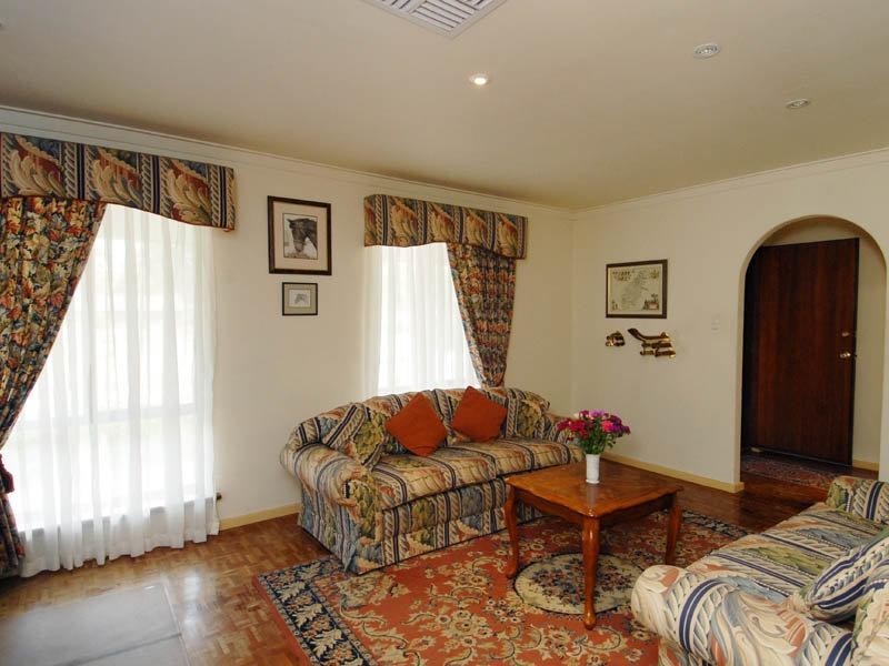 140 Station Street, Martin WA 6110