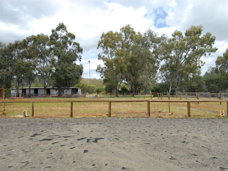 140 Station Street, Martin WA 6110