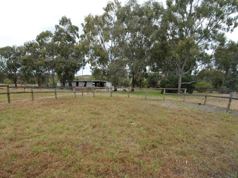 140 Station Street, Martin WA 6110