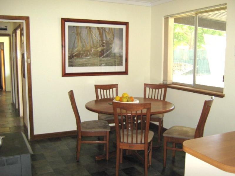 218 Eudoria Street, Gosnells WA 6110