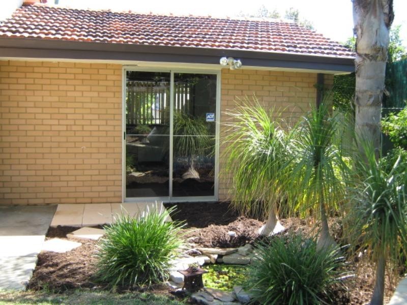 218 Eudoria Street, Gosnells WA 6110