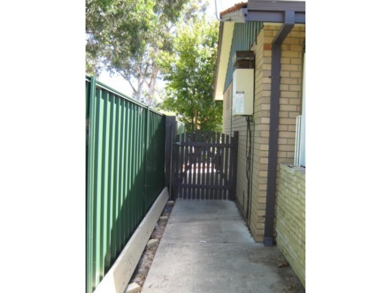 218 Eudoria Street, Gosnells WA 6110