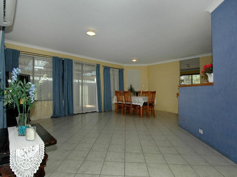 18 Jakovich Circuit, Atwell WA 6164