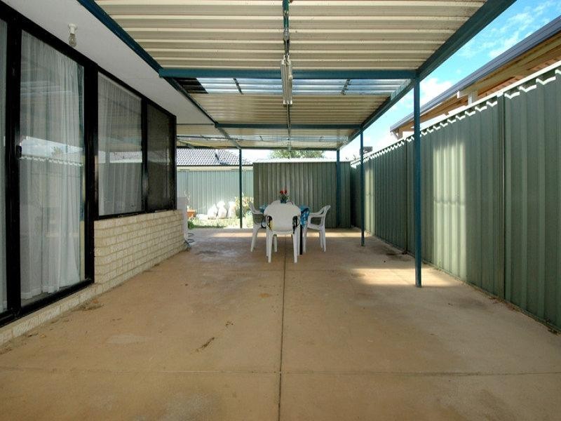 18 Jakovich Circuit, Atwell WA 6164