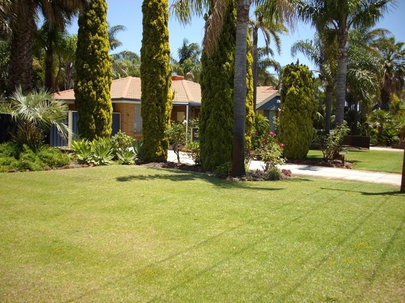 39 Astinal Drive, Gosnells WA 6110