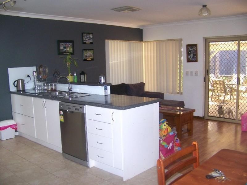 39 Astinal Drive, Gosnells WA 6110