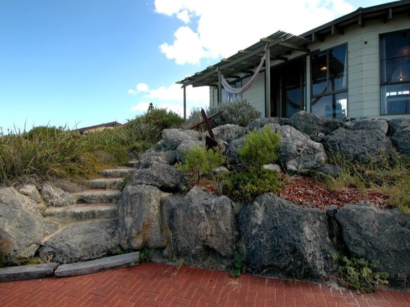 130 Warnbro Beach Road, Waikiki WA 6169