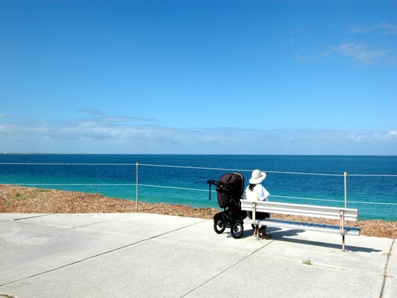 130 Warnbro Beach Road, Waikiki WA 6169