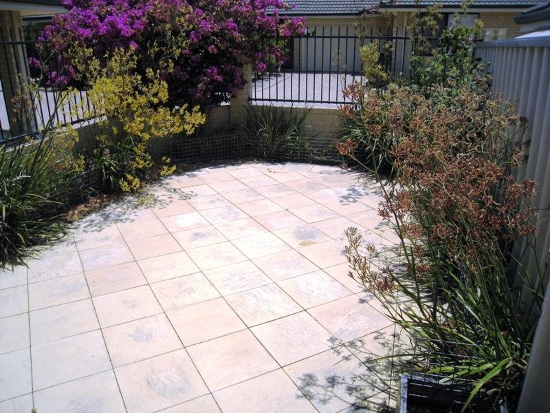 U6/71 Upton Street, St James WA 6102