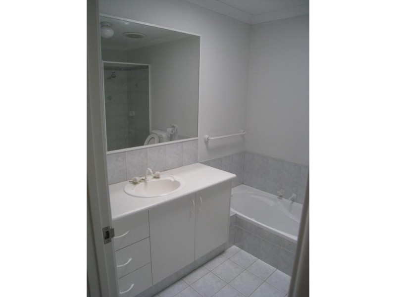 U6/71 Upton Street, St James WA 6102