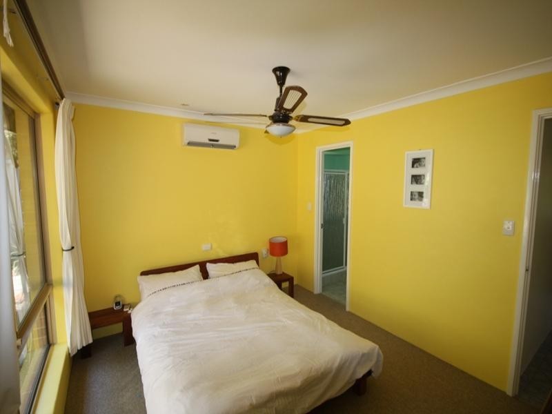 12 Hillside Road, Mount Richon WA 6112