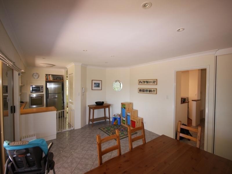 12 Hillside Road, Mount Richon WA 6112